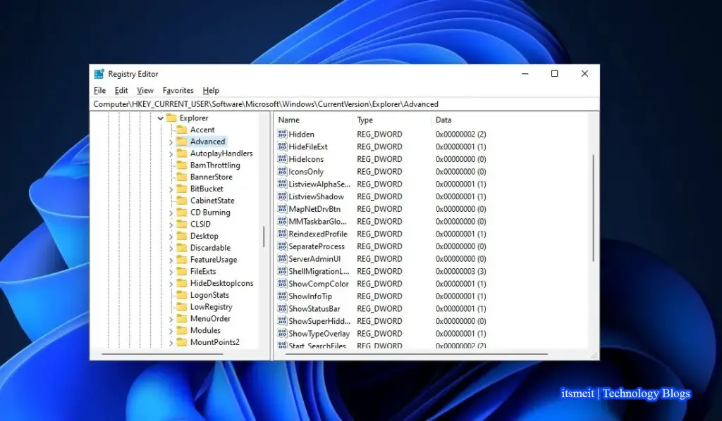 Điều hướng đến thư mục cần tuỳ biến thanh taskbar Windows 11